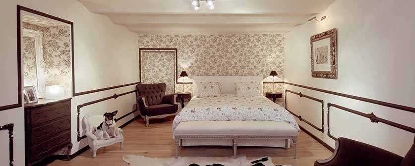 Oldalfali díszléc és mennyezeti díszléc polisztirolból